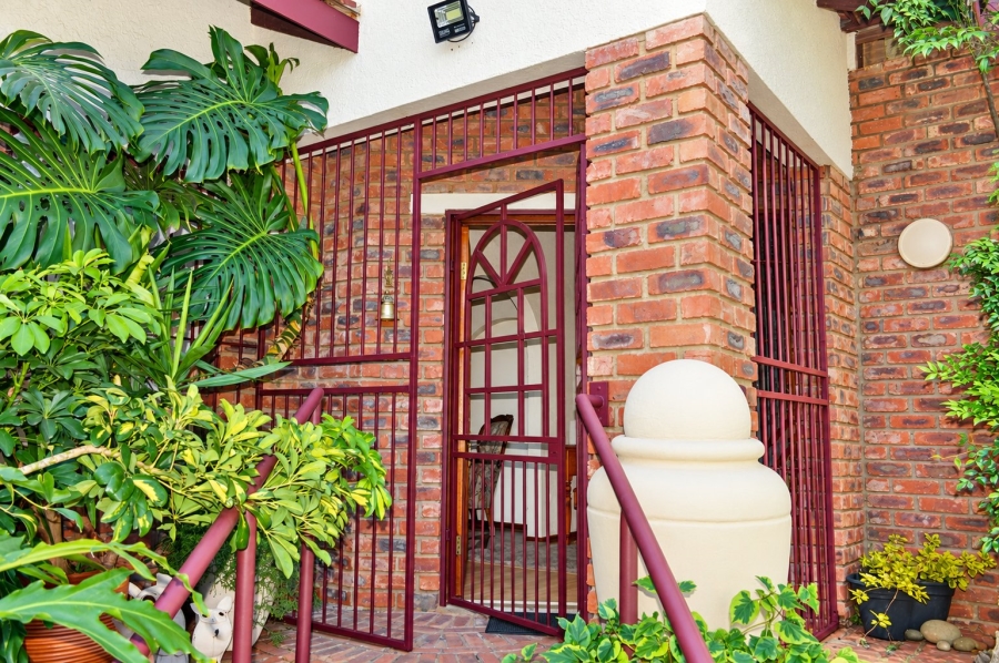 4 Bedroom Property for Sale in Wilkoppies North West